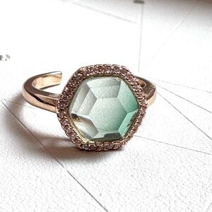 ✨💚 Joy Dravecky “Chloe” Ring — Modern Statement, Elevated Glamour 💚✨